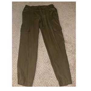 Old navy pants